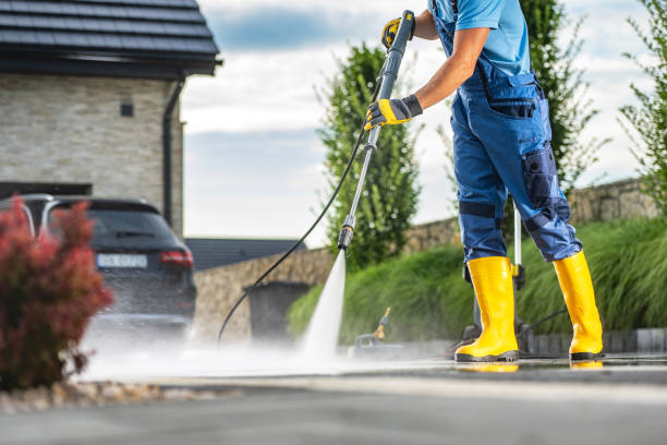Best Deck Cleaning Services  in Cut Bank, MT